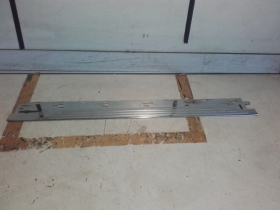 Bmw 8 e31 молдинг накладка поріг ліва фото №1