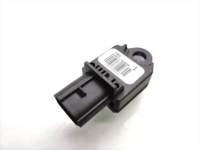 Toyota avensis 2008 хетчбек 4/5dr 89831-02020 фото №1