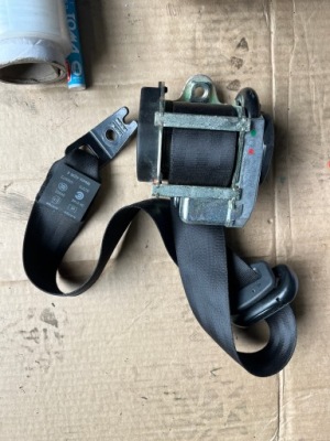 170 volvo v60 ii pas безопасности задний левый 39823322 фото №1