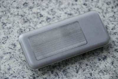 Bmw e46 лампа зеркало потолочный правая 140930 фото №1