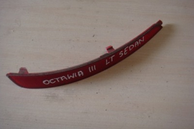 Skoda octavia iii 5e отражатель бампера левый sedan фото №1