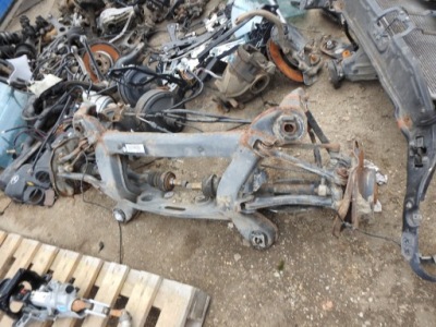 Підрамник підрамник підрамник задня mercedes w203 w209 clk фото №1