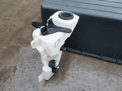 Jeep renegade бак омывателя фото №1