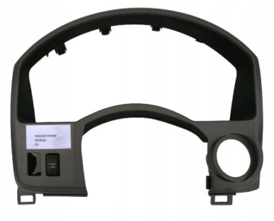 Рамка накладка спідометра прилади nissan titan armada фото №1