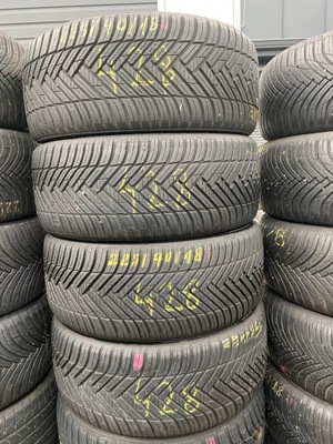 225/40/18 Hankook Kinergy 4S2_7,5mm_4szt_(428) 