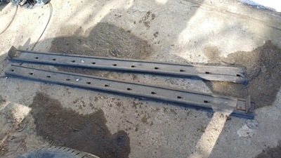 Mazda 3 09-13 bl молдинг поріг ліва фото №1