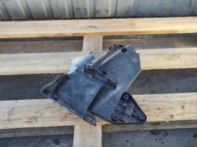 Захист кронштейн замка лівий перед volvo v60 30784314 фото №1