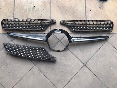 Mercedes a176 amg решітка радіатора решітка радіатора diamond a1768882060 фото №1