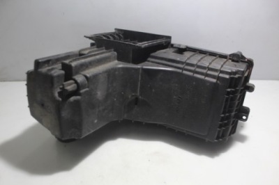 Корпус фильтра воздуха peugeot 407 2.0hdi фото №1