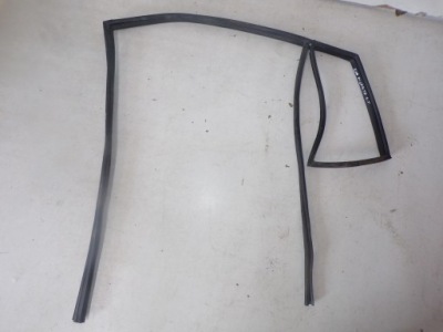 Прокладка скло лівий задня kia picanto фото №1