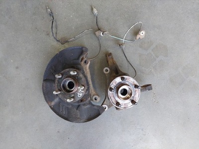 Поворотний кулак перед передня ліва subaru xv i crosstrek 2.0 d фото №1