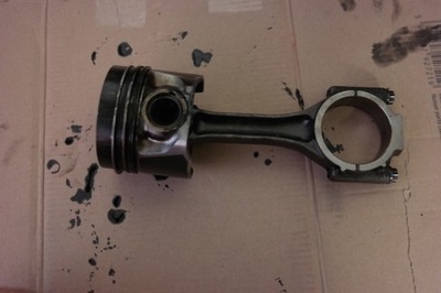 Поршень шатун vw 2.0 tdi cfh 038j фото №1