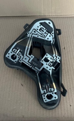 Вкладиш цоколь лампи лівий задній peugeot 308 t7 hb фото №1