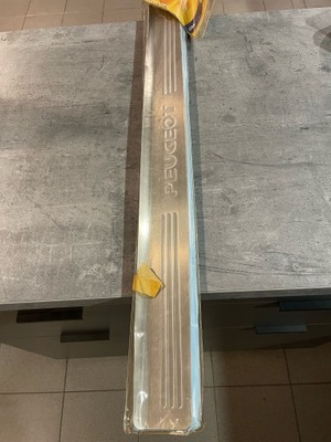 Молдинг порог citroen оригинальный номер 962370 фото №1