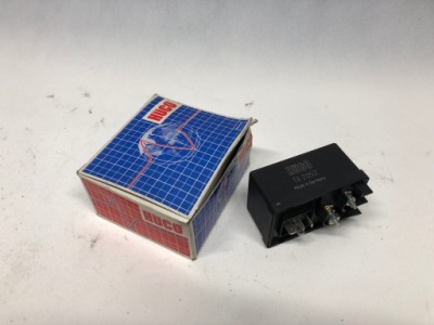 Блок керування свічка розжарювання alfa romeo 90 фото №1