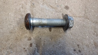 Opel crossland болт рычага фото №1