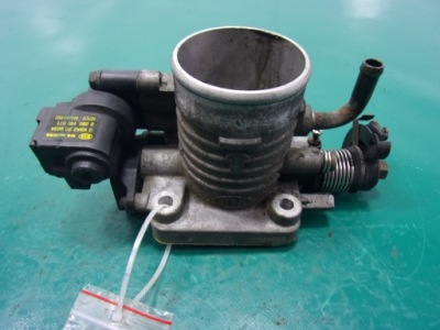 Kia carens ii 1.8 16v дросельна заслінка фото №1