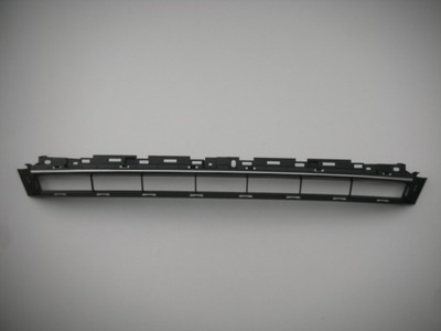 Audi a5 8w6 решітка хром s-line s5 2017-19 середина фото №1