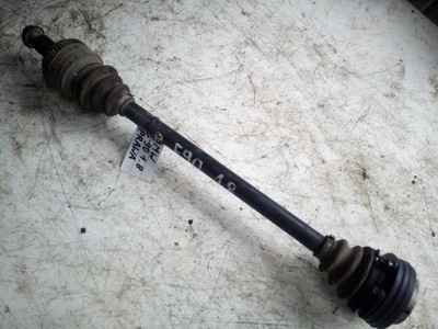 Привідний вал правий задня bmw e90 1.8 фото №1