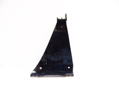 Audi a4 b5 напрямна бампера задня правий фото №1