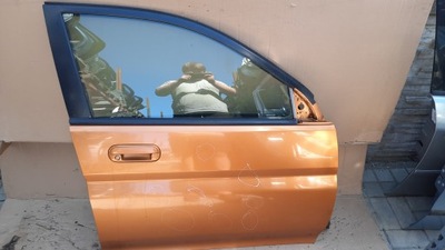 Двері перед передні праве honda hrv h-rv 97-06r фото №1