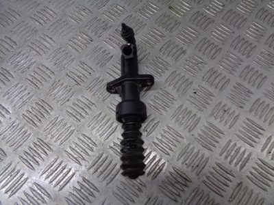 Цилиндр сцепления peugeot 407 2.0 фото №1