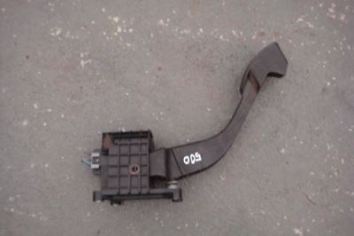 Fiat 500 07-15 педаль зчеплення фото №1