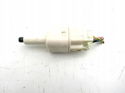 Датчик стоп-сигнал toyota yaris 3 рестайлінг  2017-2019 рік фото №1