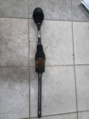 Привідний вал права сторона bmw 5 f10 2016 7593044 фото №1