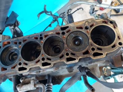 Блок двигателя alfa romeo 166 2.4 jtd 936b000 фото №1