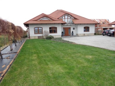 Dom, Chrząstowice, 320 m²