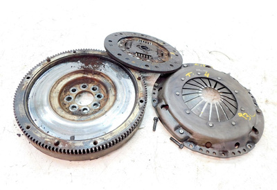 Vw transporter t4 2.4 1993r сцепление полный фото №1