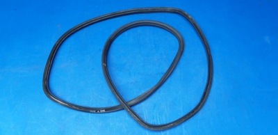 Прокладка крышки багажника porsche cayenne ii 7p5 958 фото №1