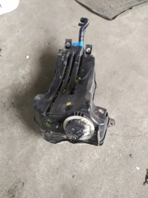 Бак насос adblue 4m0131878 q7 4m q8 фото №1