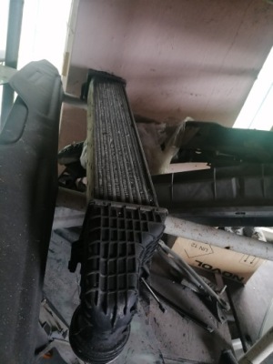 Радіатор інтеркулер 2115002602 mercedes cls320 w219 фото №1