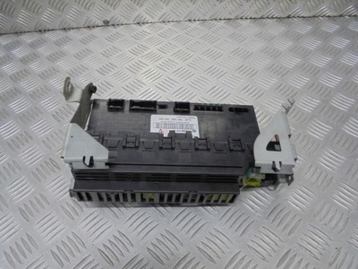 Коробка запобіжників sam mercedes w211 2.2 cdi фото №1