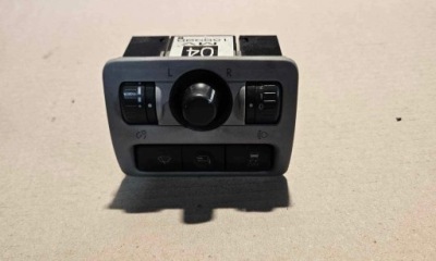 Перемикач панель subaru tribeca b9 2005 фото №1