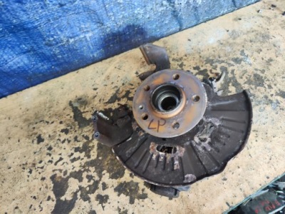 Mercedes ml w163 3.2 v6 поворотний кулак ступиця лівий перед передня фото №1