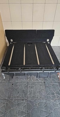 Вкладыш пол багажника jeep grand cherokee wk2 kpl фото №1