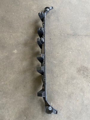 Jaguar f pace напрямна задній бампера фото №1