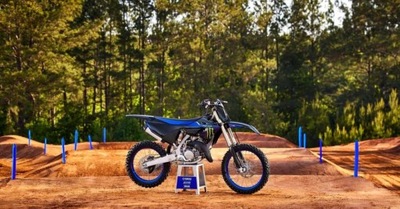 Yamaha YZ Yamaha YZ