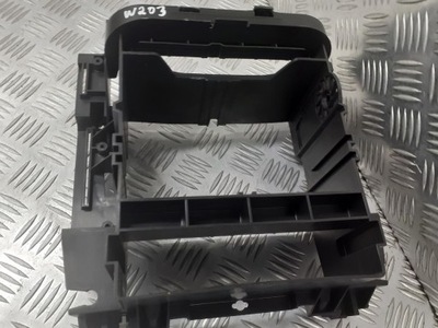Консоль корзина радио mercedes w203 a2036890216 фото №1