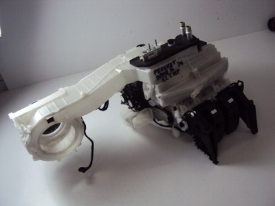 Отопитель peugeot 3008 ii 2016- фото №1