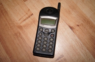 stary telefon komórkowy philips diga