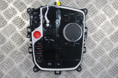 Панель вибірник bmw xm g09 5a84264 фото №1