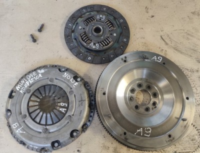 Mini cooper r50 1.6k колесо маховик диск прижим a9 фото №1