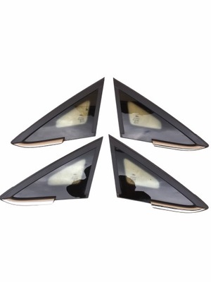 Скло трикутник лівий правий ford fiesta mk7 хром фото №1