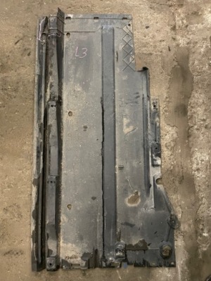 Audi a4 b8 a5 захист плита підлога підвіска ліва фото №1