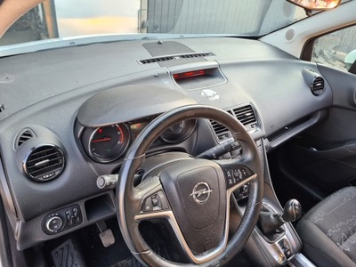 Панель приладів панель приладів консоль подушка безпеки подушка meriva b фото №1