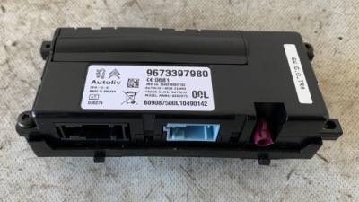 Модуль bluetooth citroen c5 iii x7 9673397980 фото №1